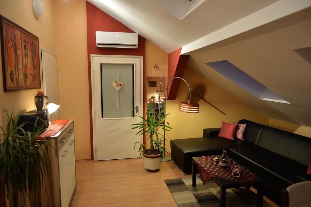 Sopron Eszter Apartman Eksteriør bilde