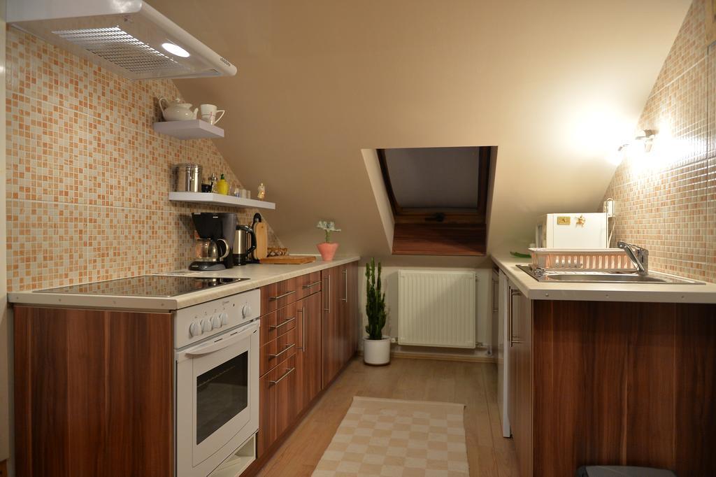 Sopron Eszter Apartman Eksteriør bilde